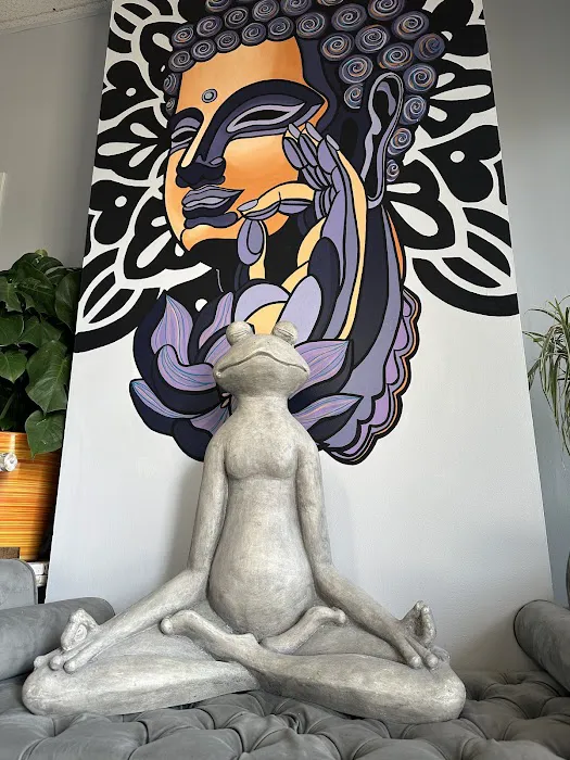 Sacred Moon Healing Center Picture 6