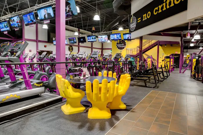 Planet Fitness Picture 4
