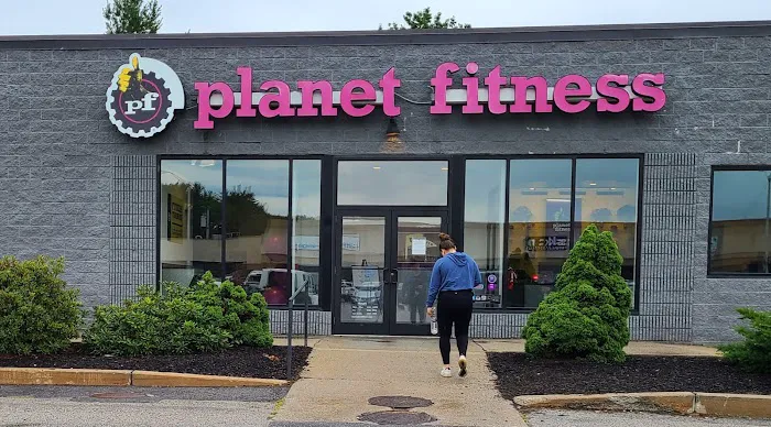 Planet Fitness Picture 9