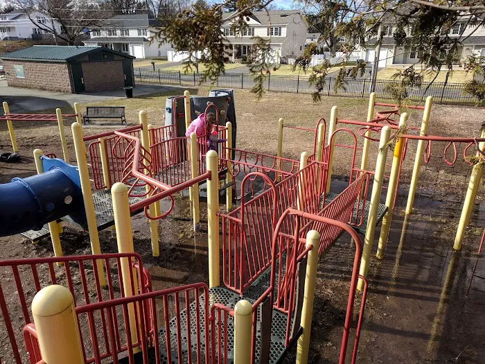 Calisthenics Park Picture 6