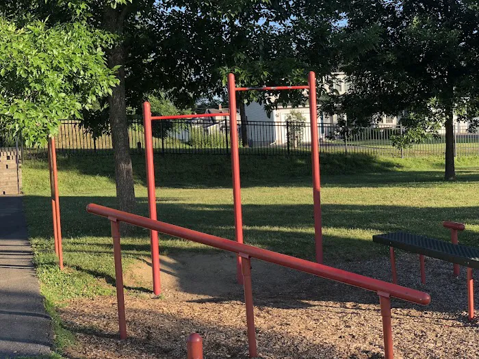 Calisthenics Park Picture 4