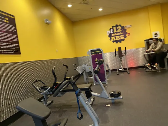 Planet Fitness Picture 7