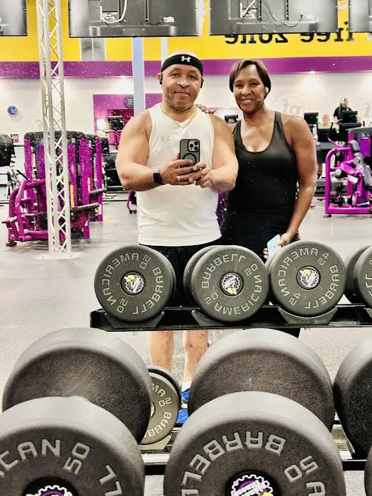 Planet Fitness Picture 7