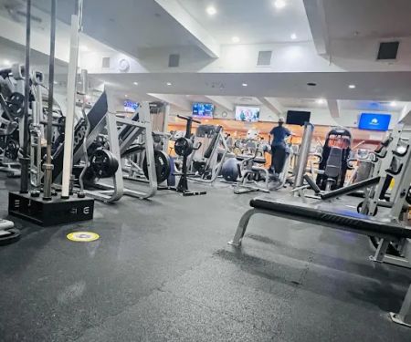 Iron Pump Gym (Flushing)
