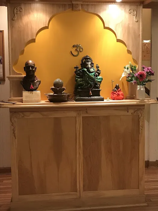 Sivananda Yoga Vedanta Center Picture 9
