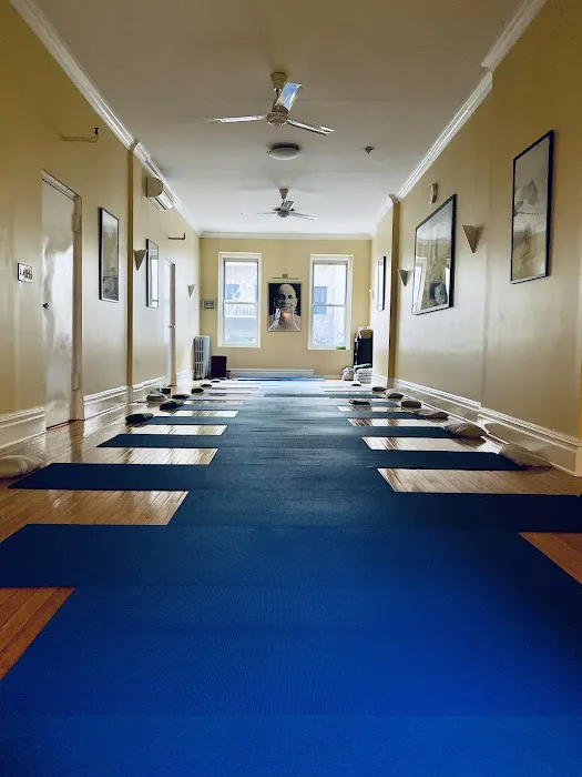 Sivananda Yoga Vedanta Center Picture 7