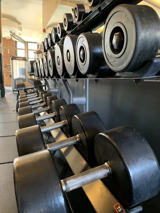 Chalk Gyms Picture 8