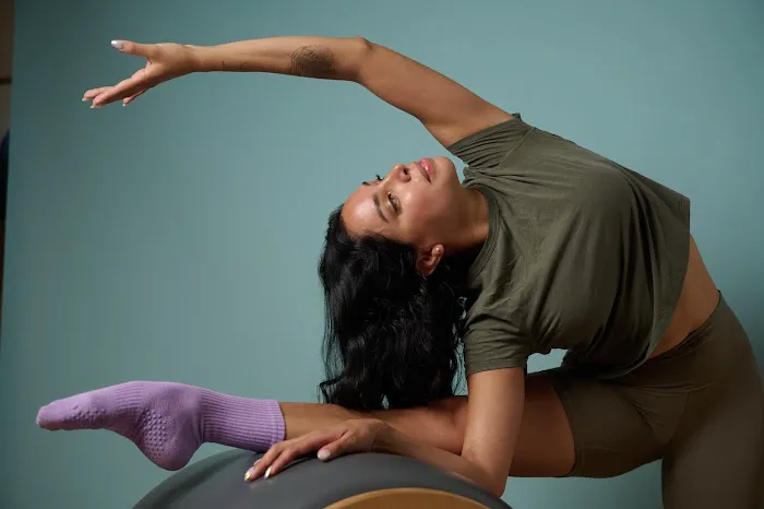 EAST RIVER PILATES | Metropolitan Picture 6