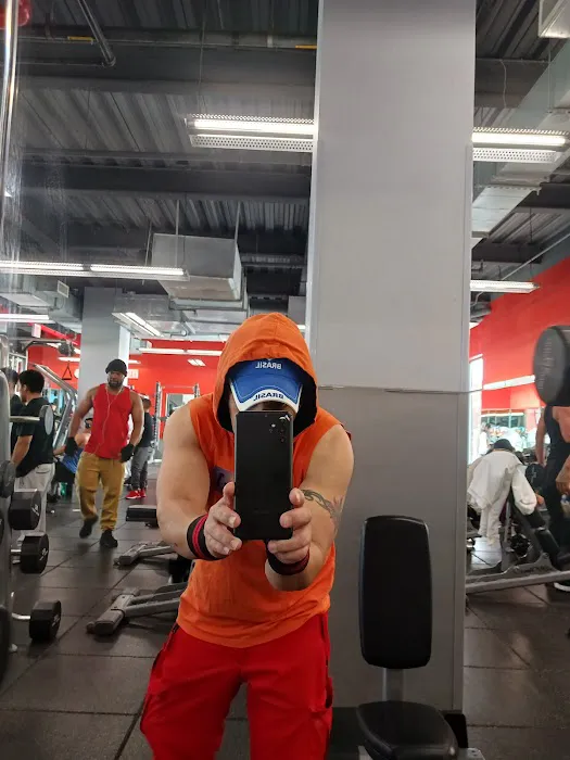 Blink Fitness Corona Picture 5