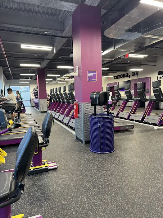 Planet Fitness Picture 3