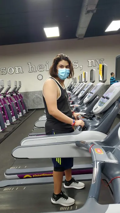 Planet Fitness Picture 5