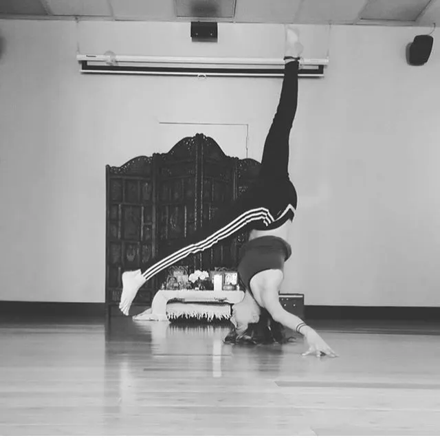 Revolution Yoga Picture 8