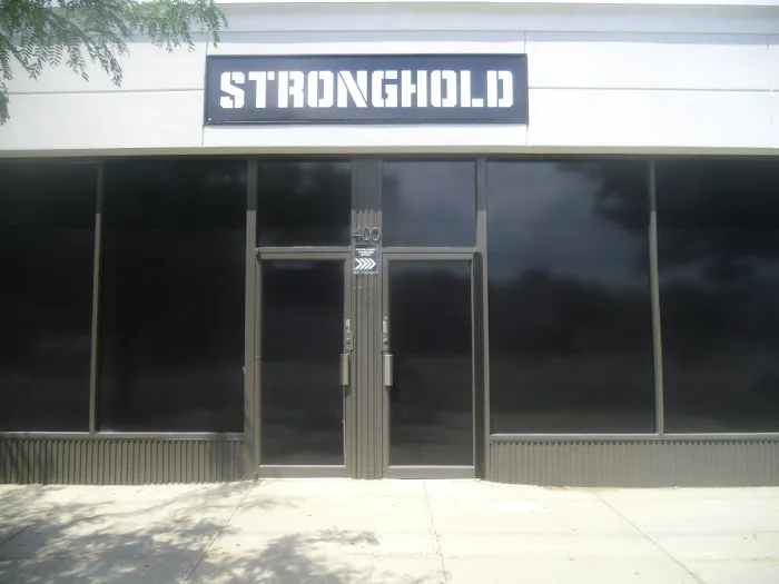 STRONGHOLD Picture 1