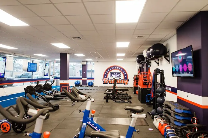 F45 Training Long Beach NY Picture 3