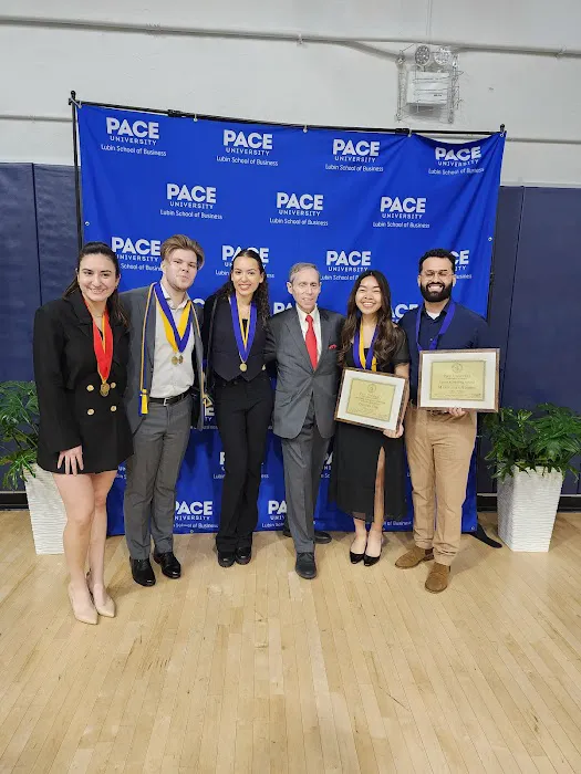 Pace University Campus Gym Picture 9
