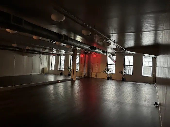 ID Hot Yoga - FIDI Picture 6