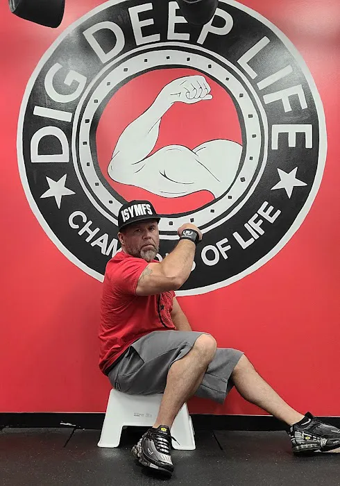 Dig Deep Life Gym Picture 4