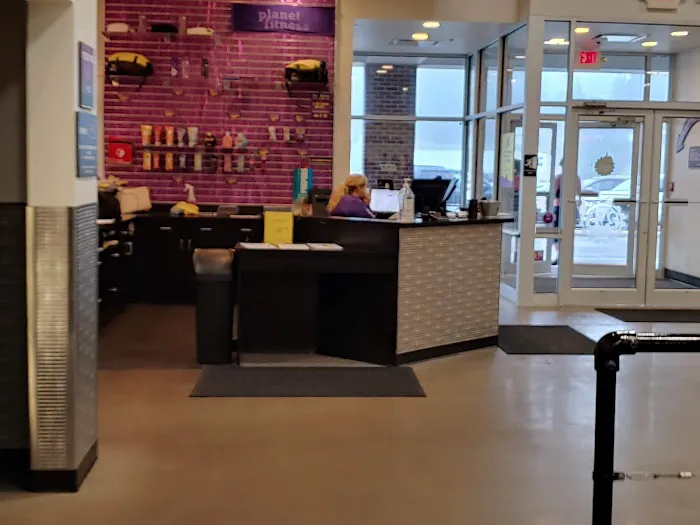 Planet Fitness Picture 5