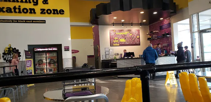 Planet Fitness Picture 9