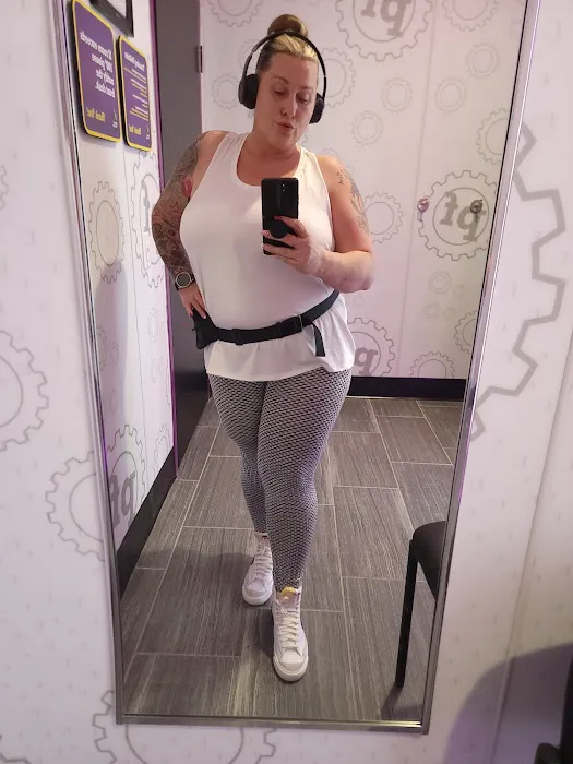 Planet Fitness Picture 7