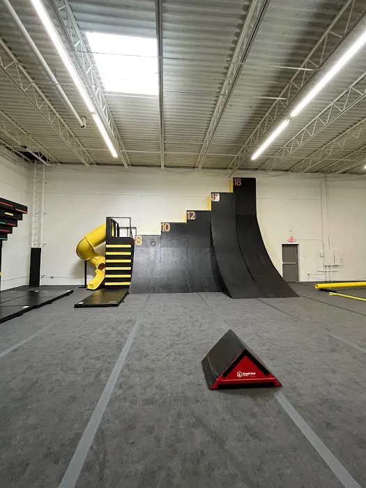 The Ninja Hive - American Ninja Warrior Gym Picture 10