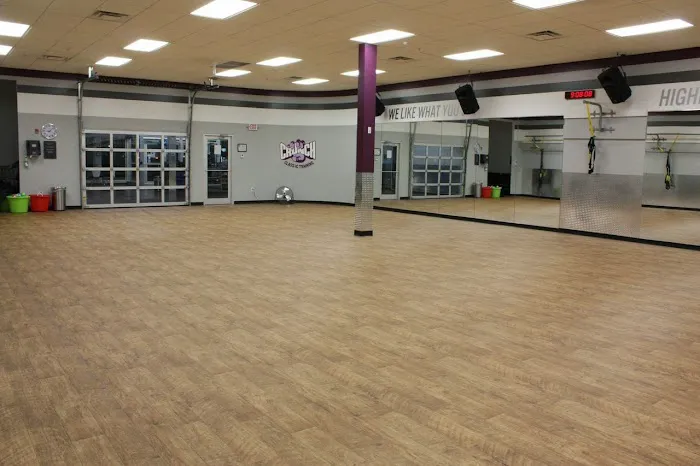 Crunch Fitness - Amherst Picture 1