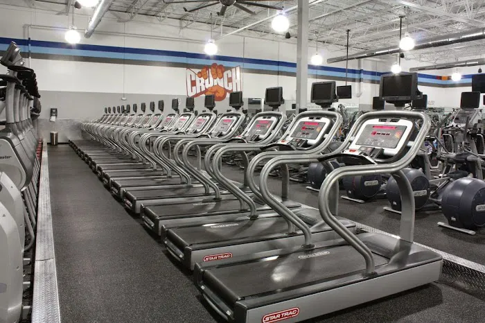 Crunch Fitness - Amherst Picture 7