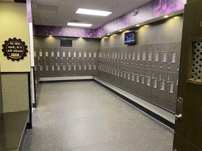 Planet Fitness Picture 6