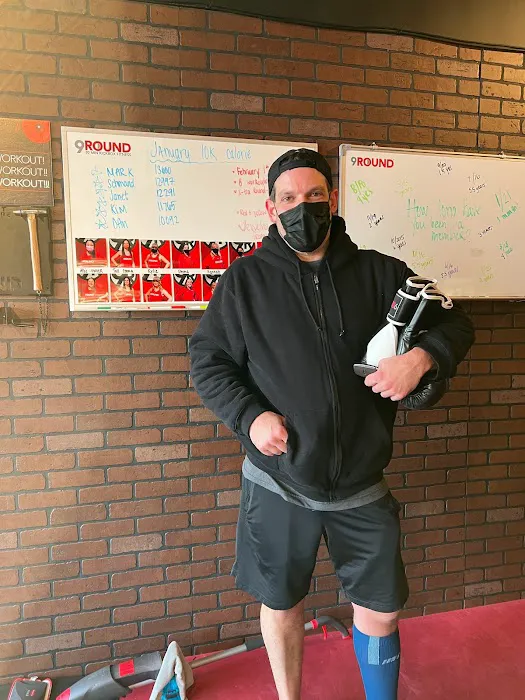 9Round Kickboxing Fitness Picture 3