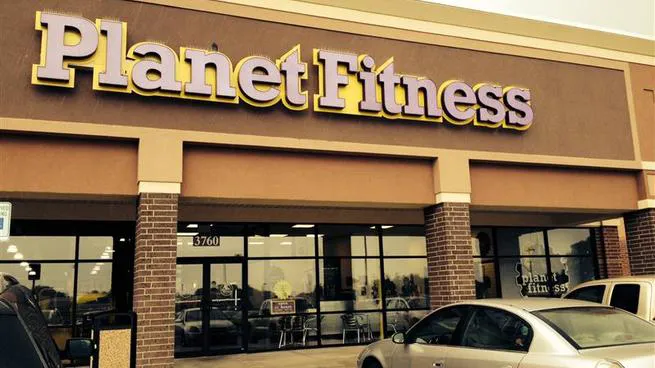 Planet Fitness Picture 5