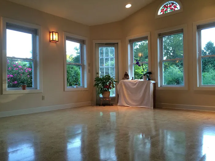 Maitri Studio: Yoga, Massage, and Shiatsu Picture 2