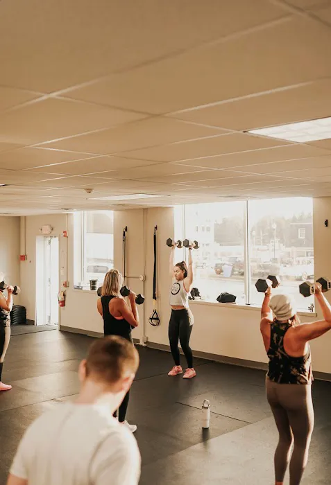 Barbell & Abs Fitness Studio Picture 2