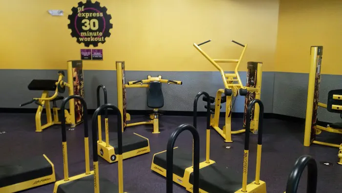 Planet Fitness Picture 3