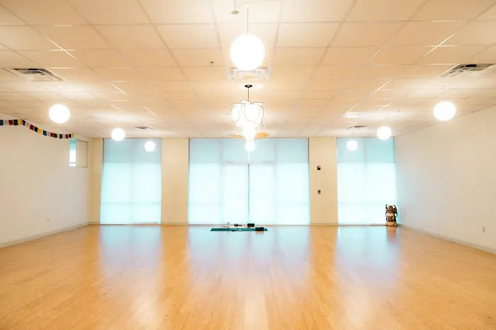 Greener Postures Yoga Picture 9