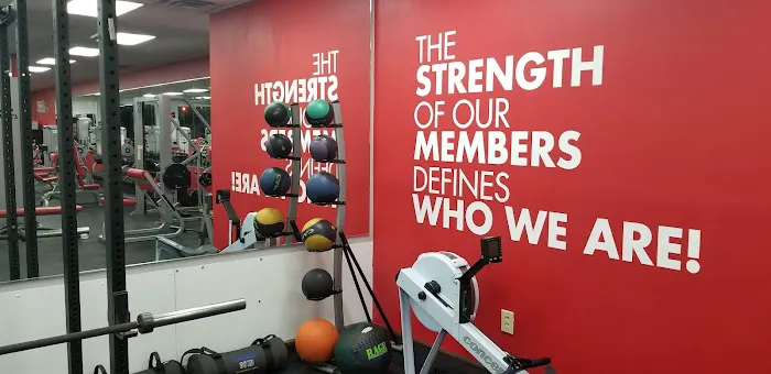 Snap Fitness Holyoke Picture 9