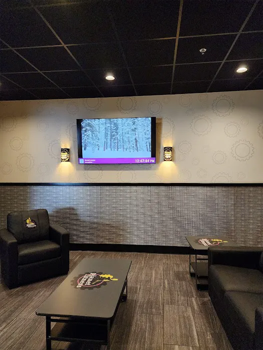 Planet Fitness Picture 4