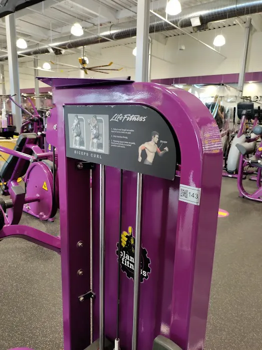Planet Fitness Picture 9