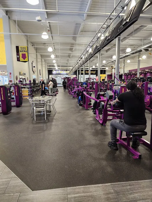 Planet Fitness Picture 5
