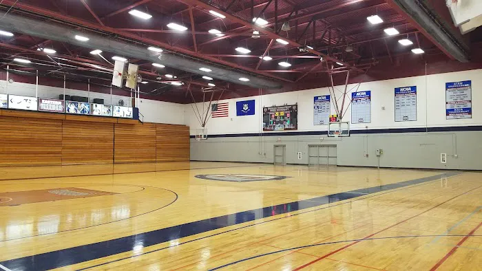 Geissler Gymnasium Picture 2