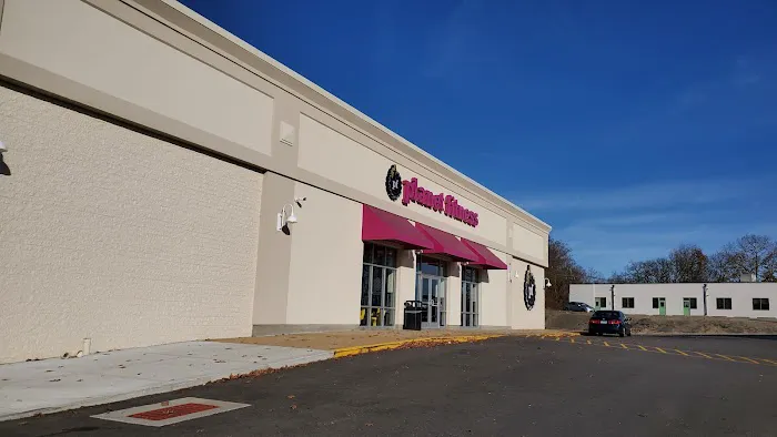 Planet Fitness Picture 8