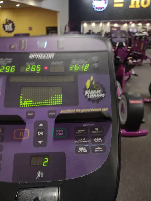 Planet Fitness Picture 7