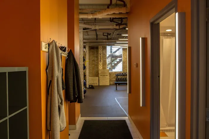 Orange Shoe Personal Fitness Trainers - Andersonville Chicago Picture 10