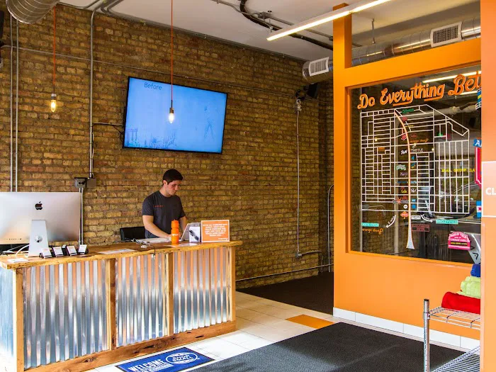 Orange Shoe Personal Fitness Trainers - Andersonville Chicago Picture 3