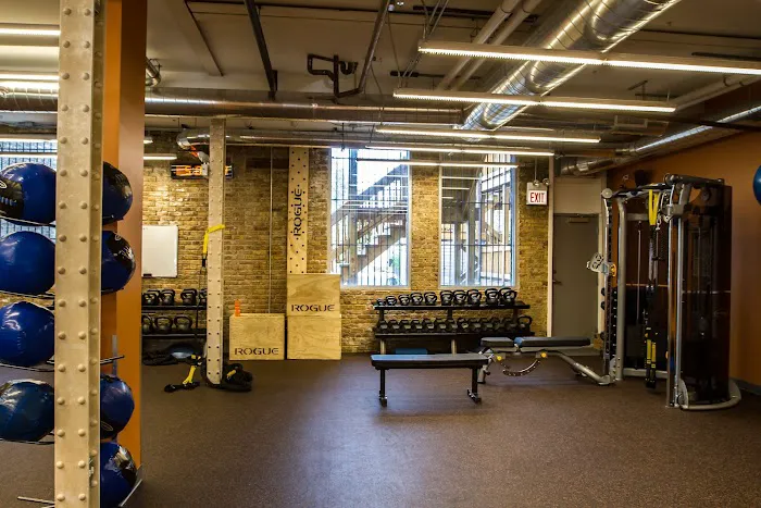 Orange Shoe Personal Fitness Trainers - Andersonville Chicago Picture 1