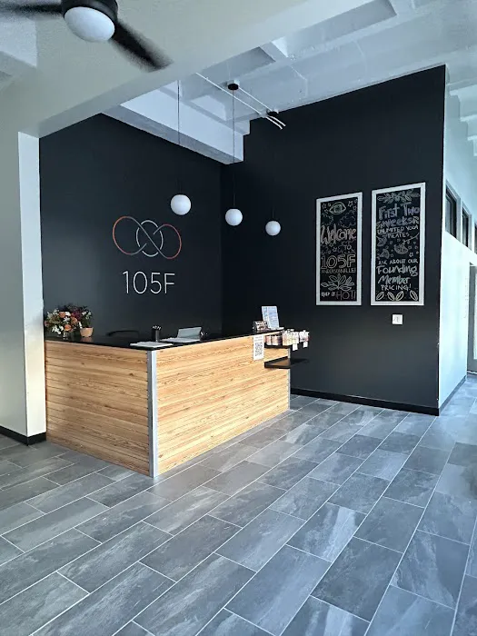 105F Hot Yoga, Pilates & Wellness - Andersonville Picture 3