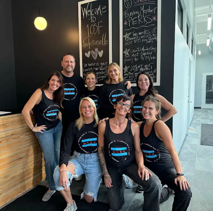 105F Hot Yoga, Pilates & Wellness - Andersonville Picture 4