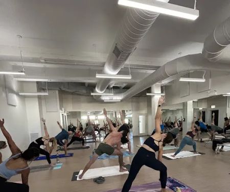 105F Hot Yoga, Pilates & Wellness - Andersonville