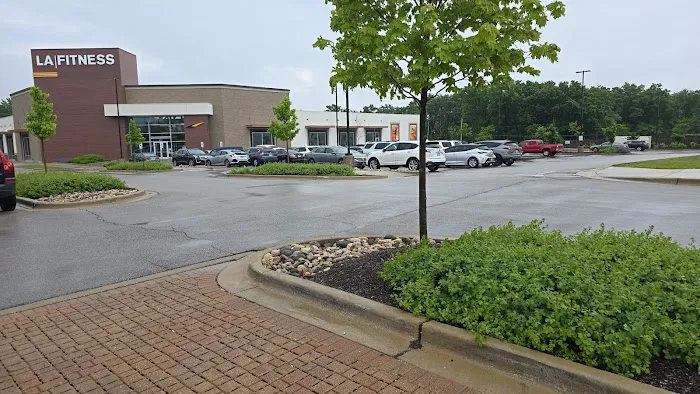 LA Fitness Picture 1