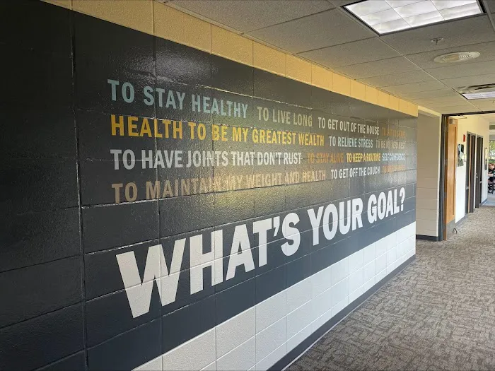 Club Fitness Picture 4