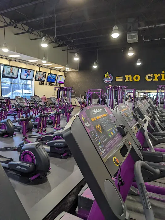 Planet Fitness Picture 1
